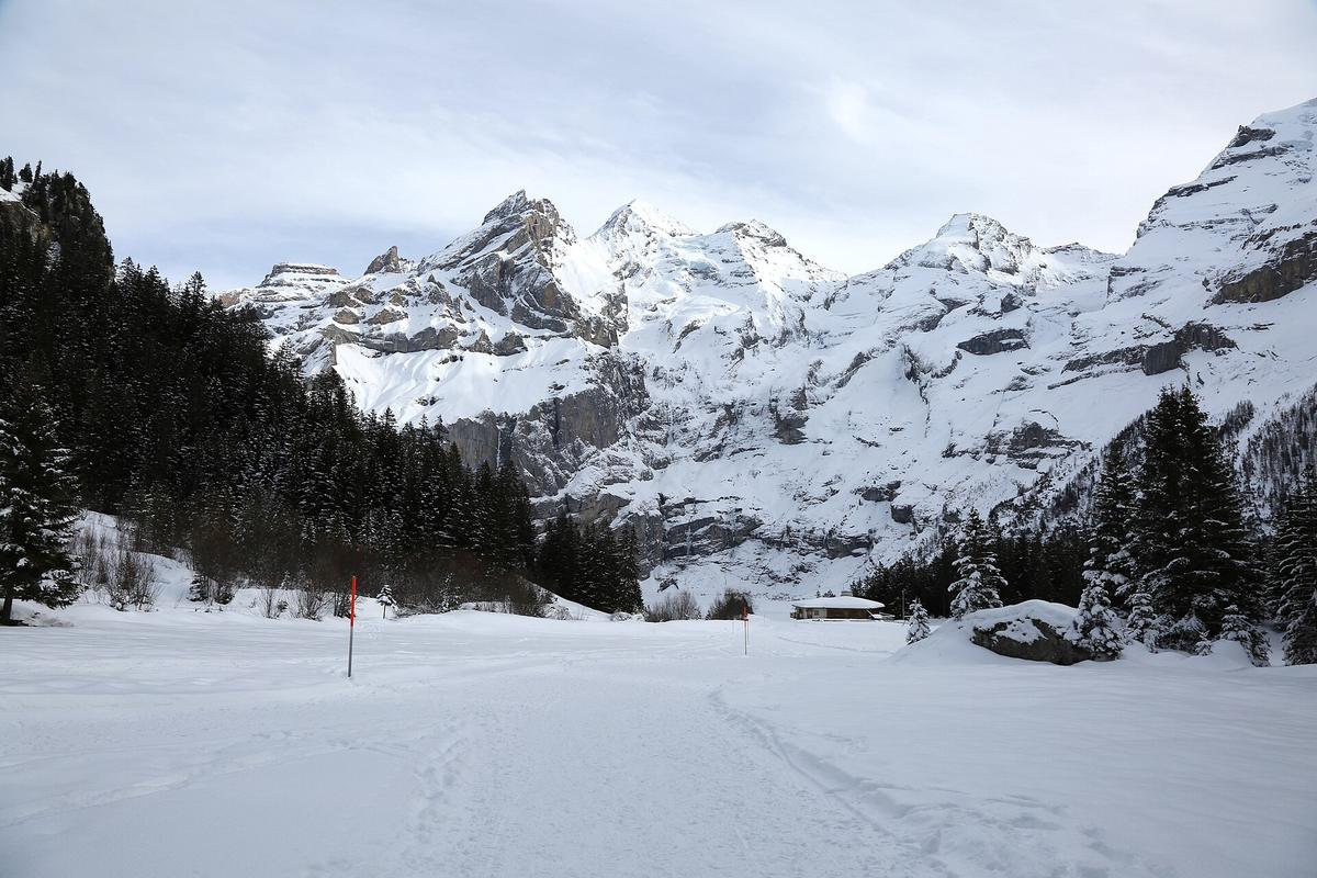 Oeschinensee Blüemlisalp