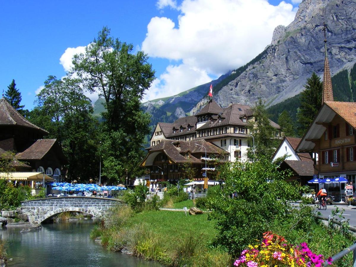 Kandersteg Dorfstrasse Chalets