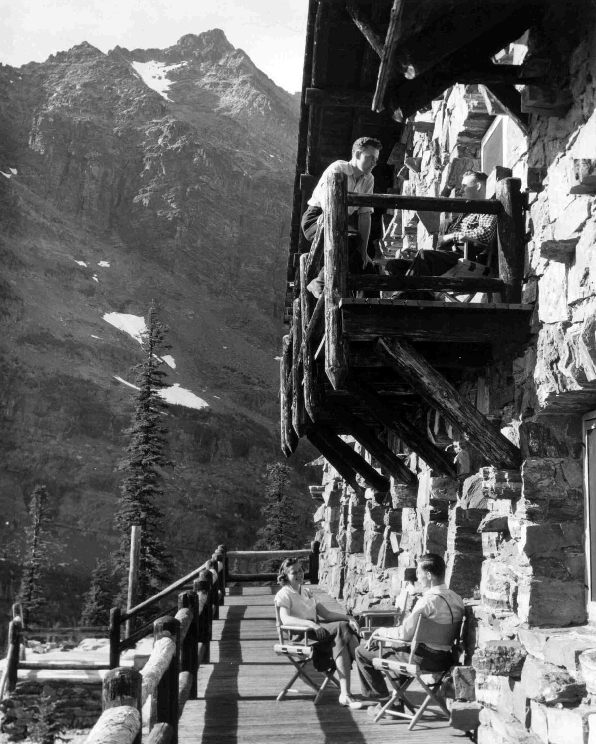chalet balcony Kandersteg